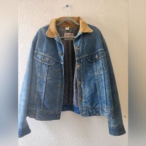 Lee's storm rider blanket lined denim jacket, with corduroy collar. Mens large